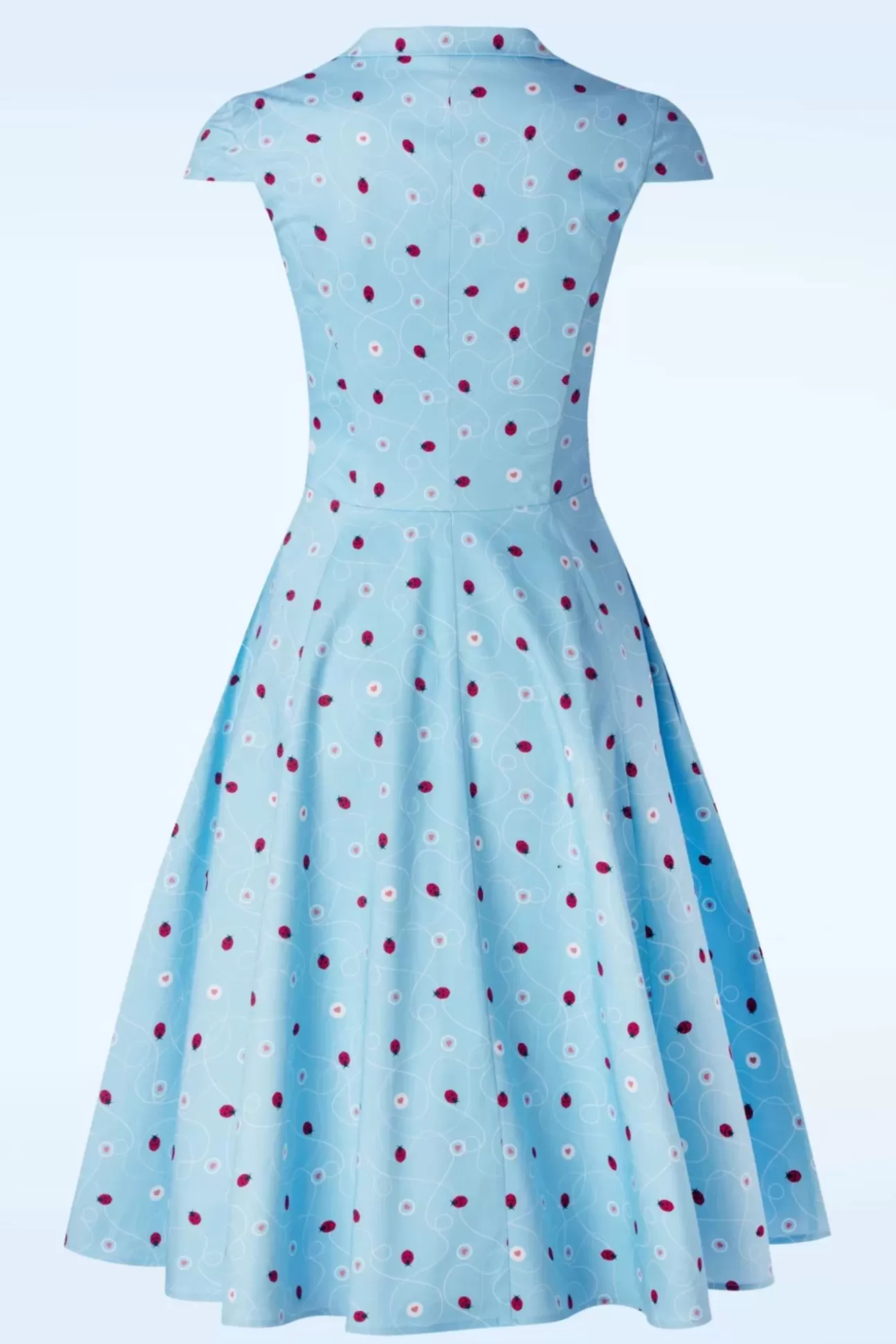 Swing Jurken | Topvintage Boutique Collection Topvintage Exclusive ~ Angie Swing Jurk In Licht Blauw Met Lieveheersbeestjes Print