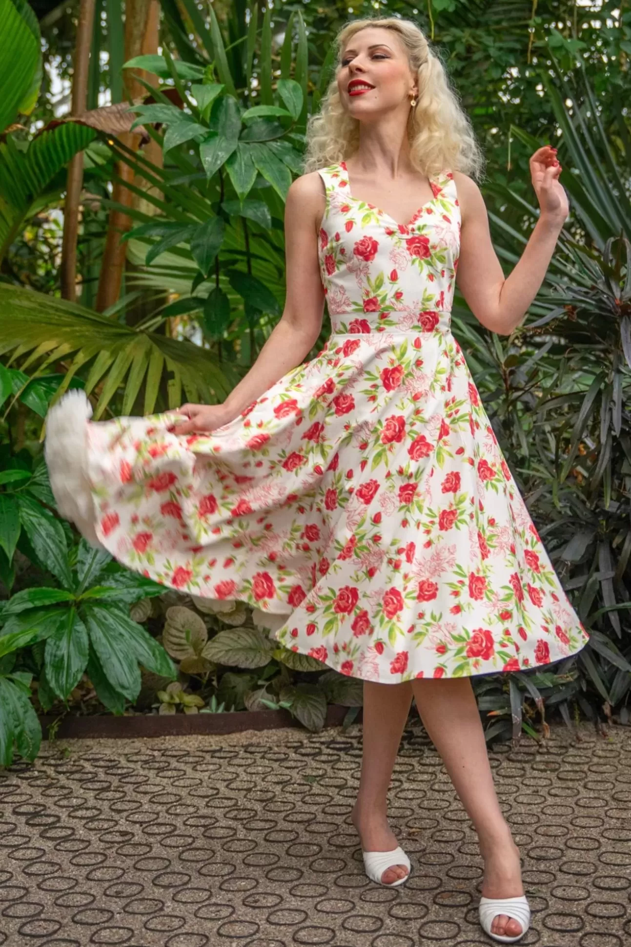 Plus Size Jurken | Topvintage Boutique Collection Topvintage Exclusive ~ Eliane Rose Swing Jurk In Wit
